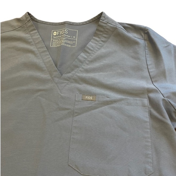 FIGS blue gray scrub top size medium - Picture 7 of 8